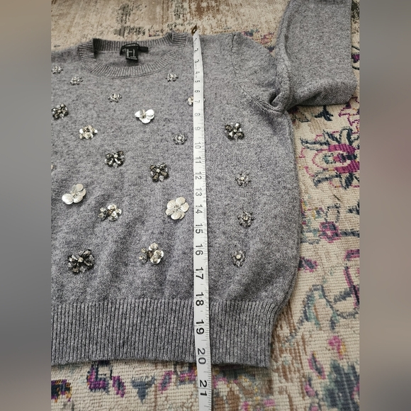 Forever 21, Women's Gray & Silver Sequin Long Sleeve Pullover Sweater, sz LG - Picture 8 of 13